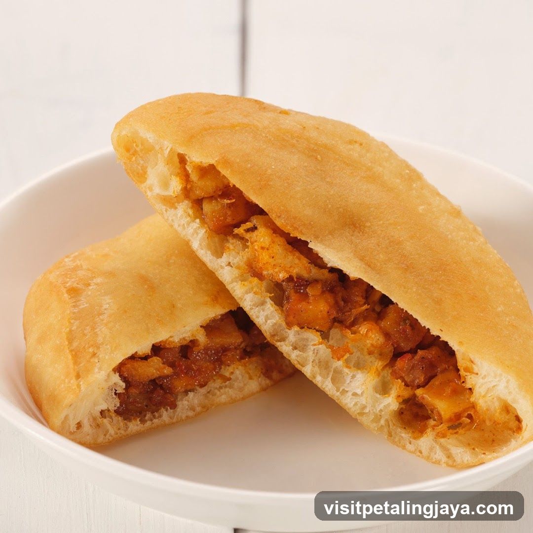 Fried Dough Sandwich with Filling