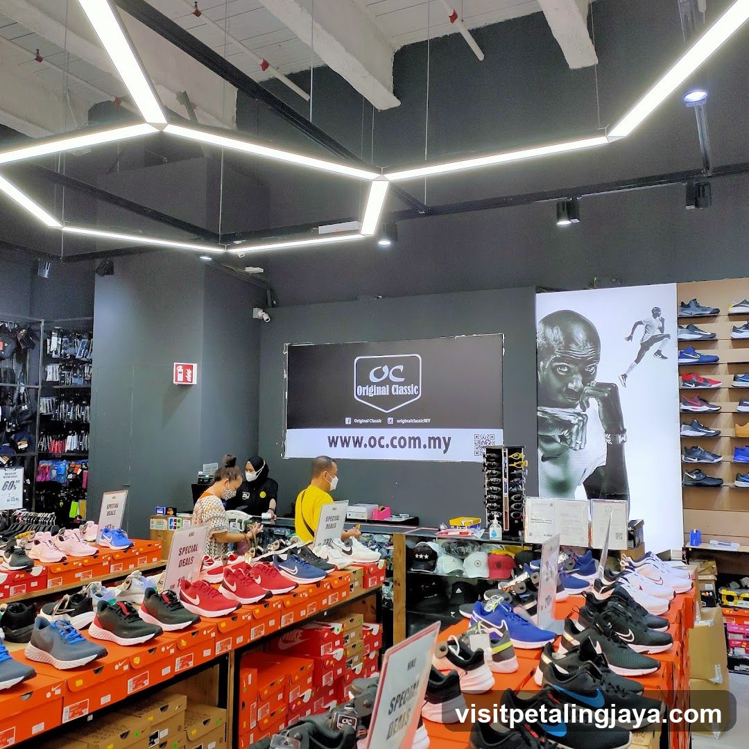 Shoe Store Interior Display