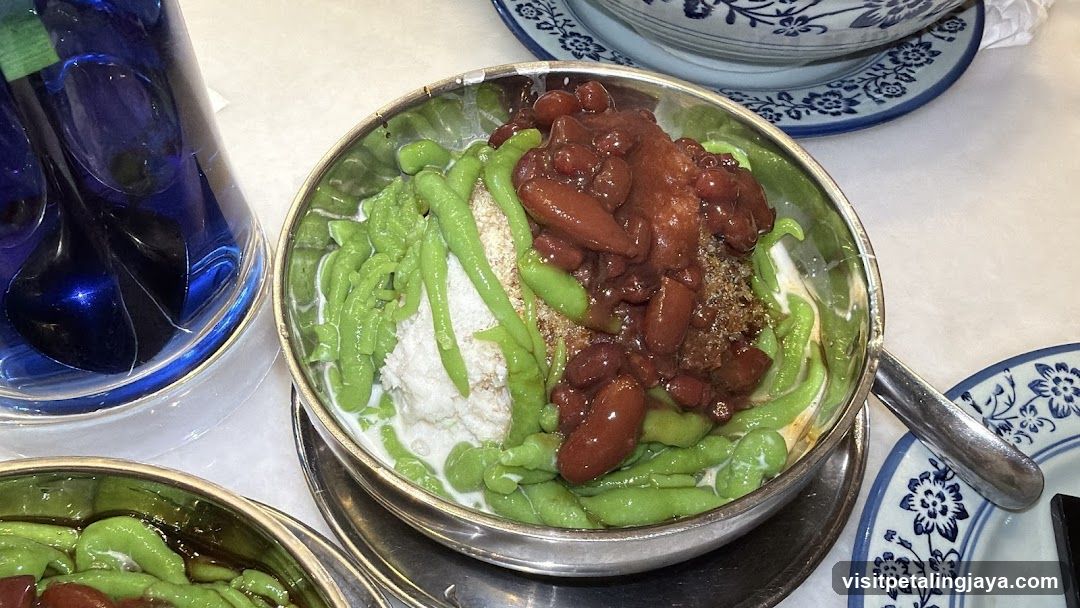 Dessert Bowl with Green Jelly and Red Beans
