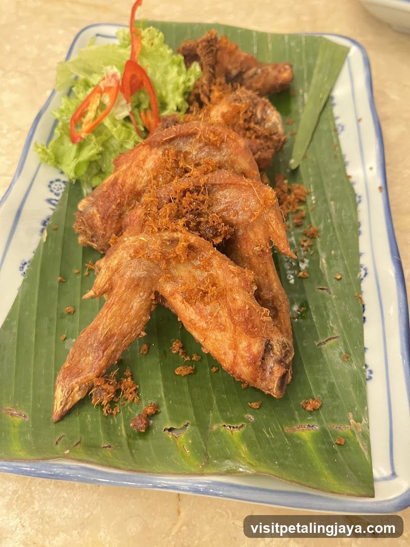 Fried Chicken Wings with Garnish
