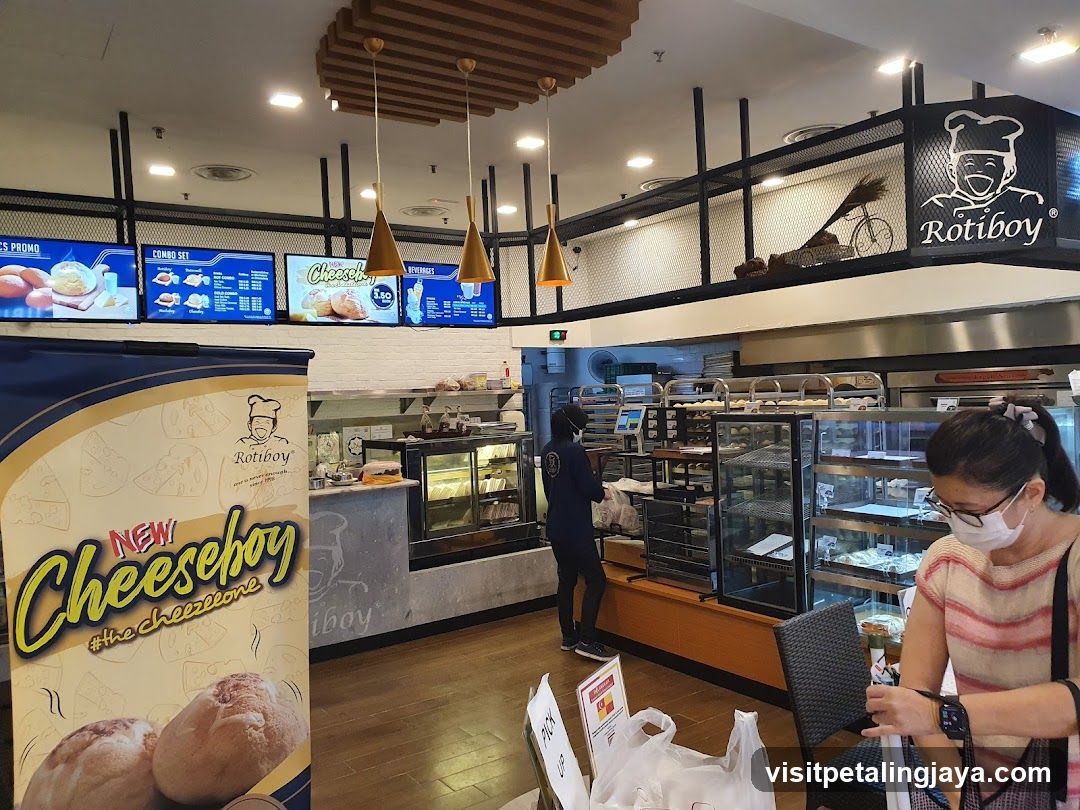 Roti Boy Interior