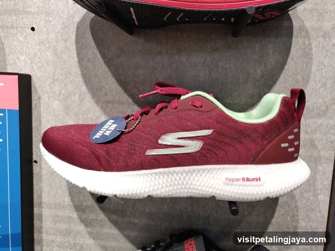 Skechers Hyper Burst Shoe Display