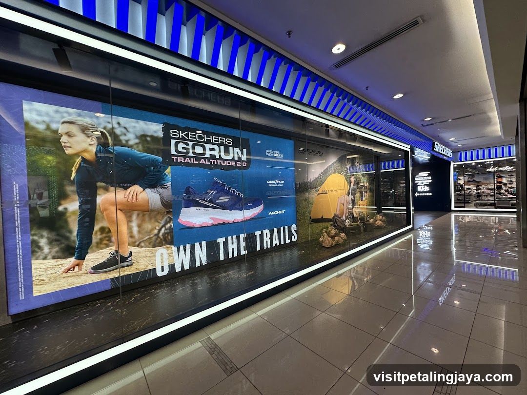 Skechers Store Display
