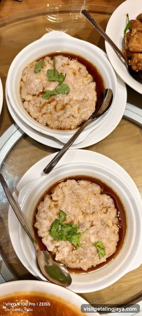 Dish with minced meat and sauce