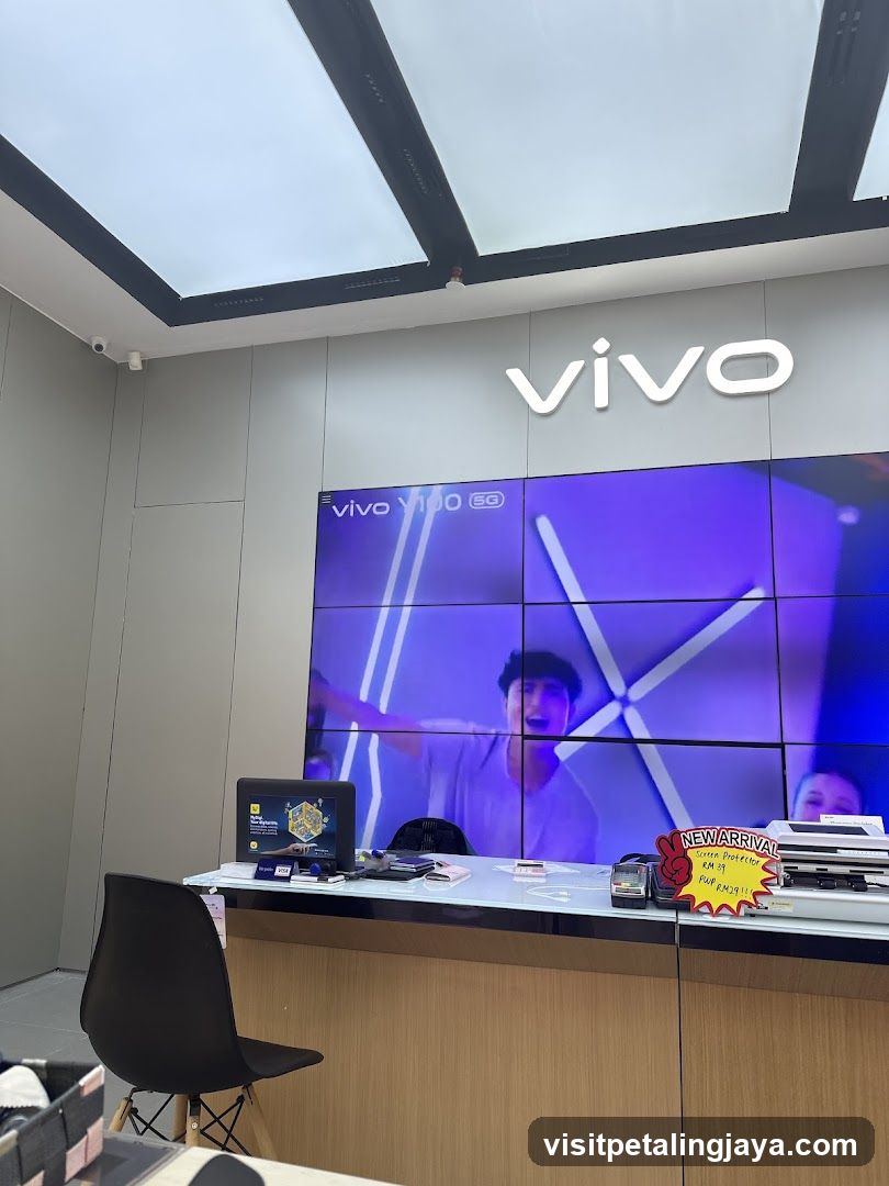 vivo Store Interior