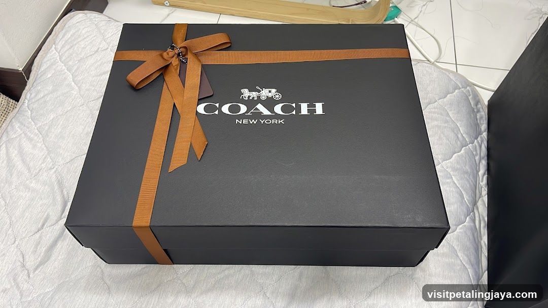 Coach New York Gift Box