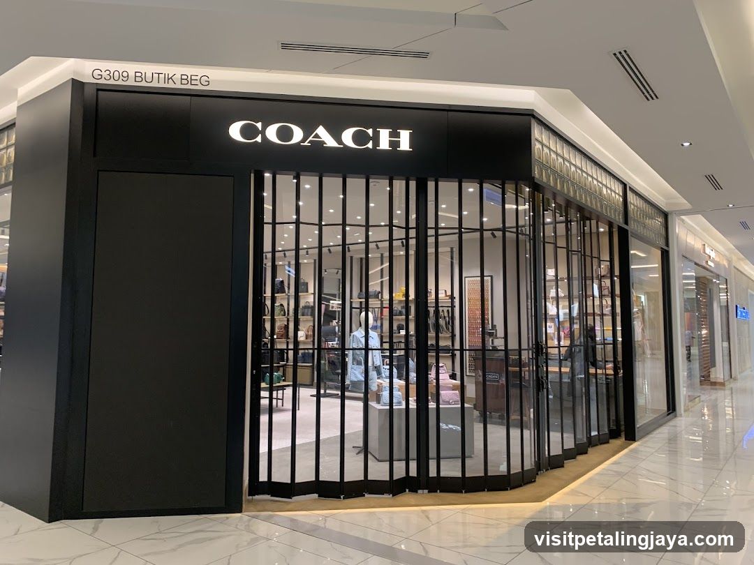 Coach 1 Utama Shopping Center