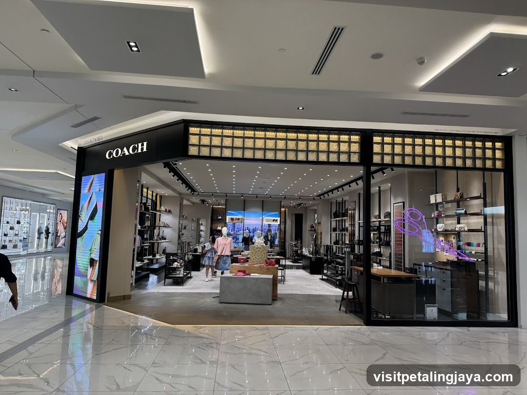 Coach 1 Utama Shopping Center
