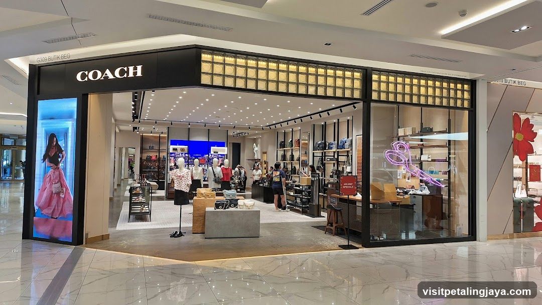 Coach 1 Utama Shopping Center