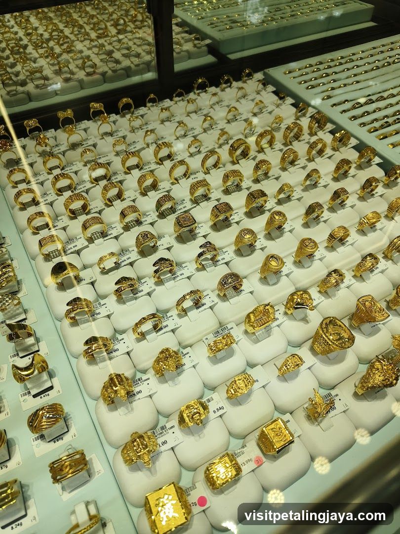 Gold Ring Display Case