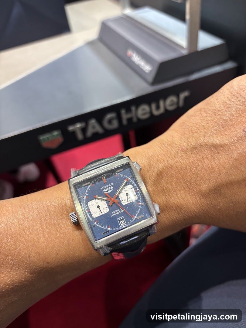TAG Heuer Watch Display