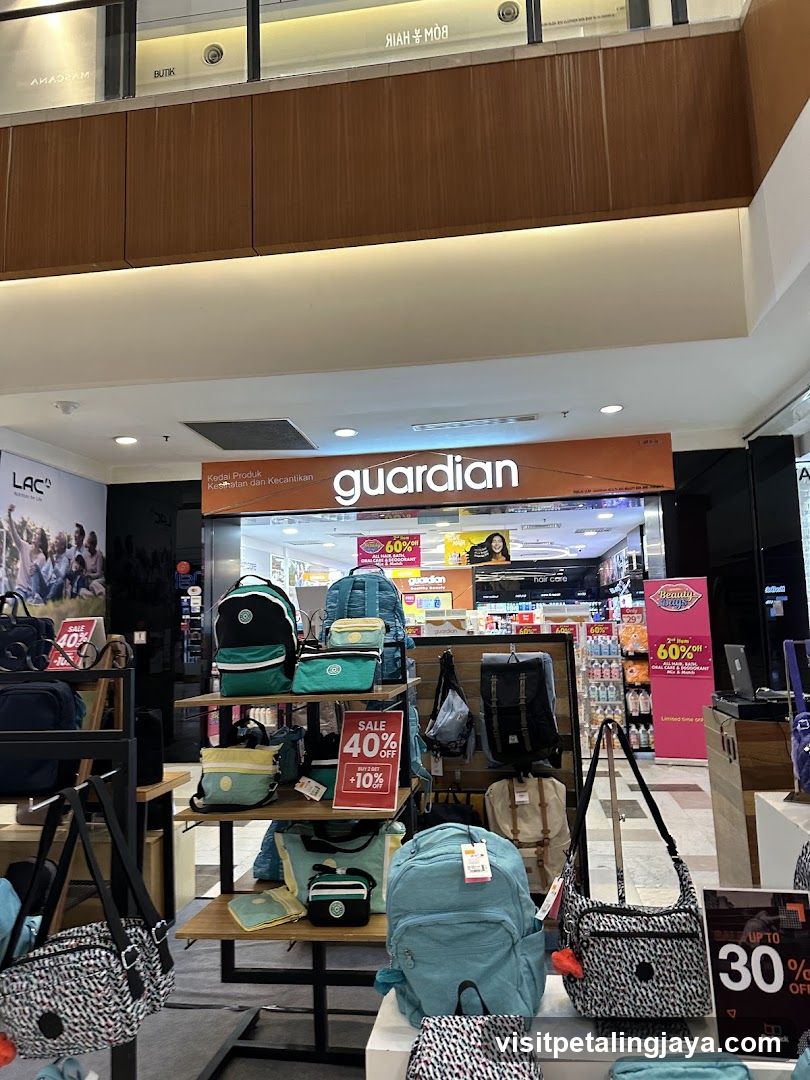 Guardian Store Interior Display