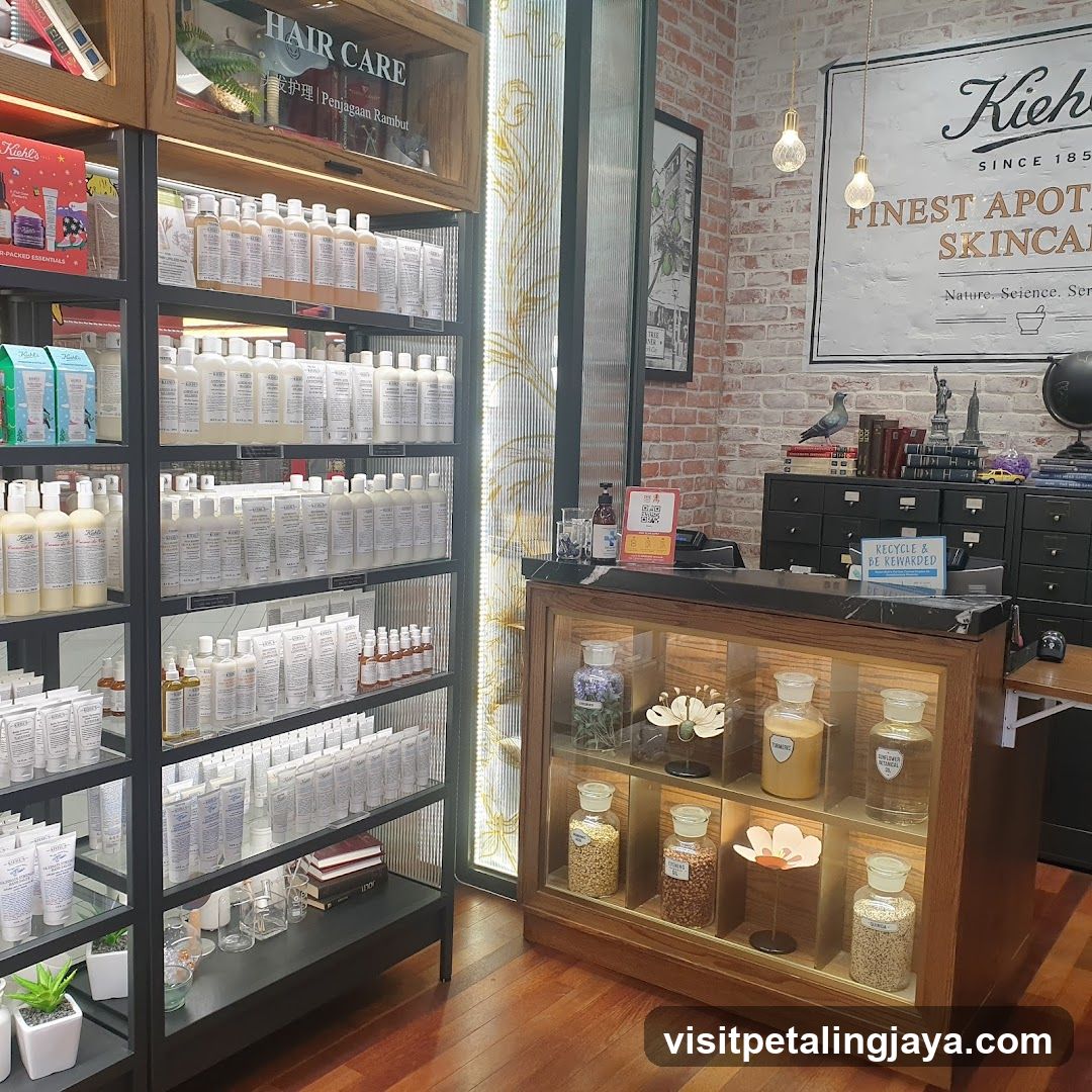 Kiehl's Store Interior