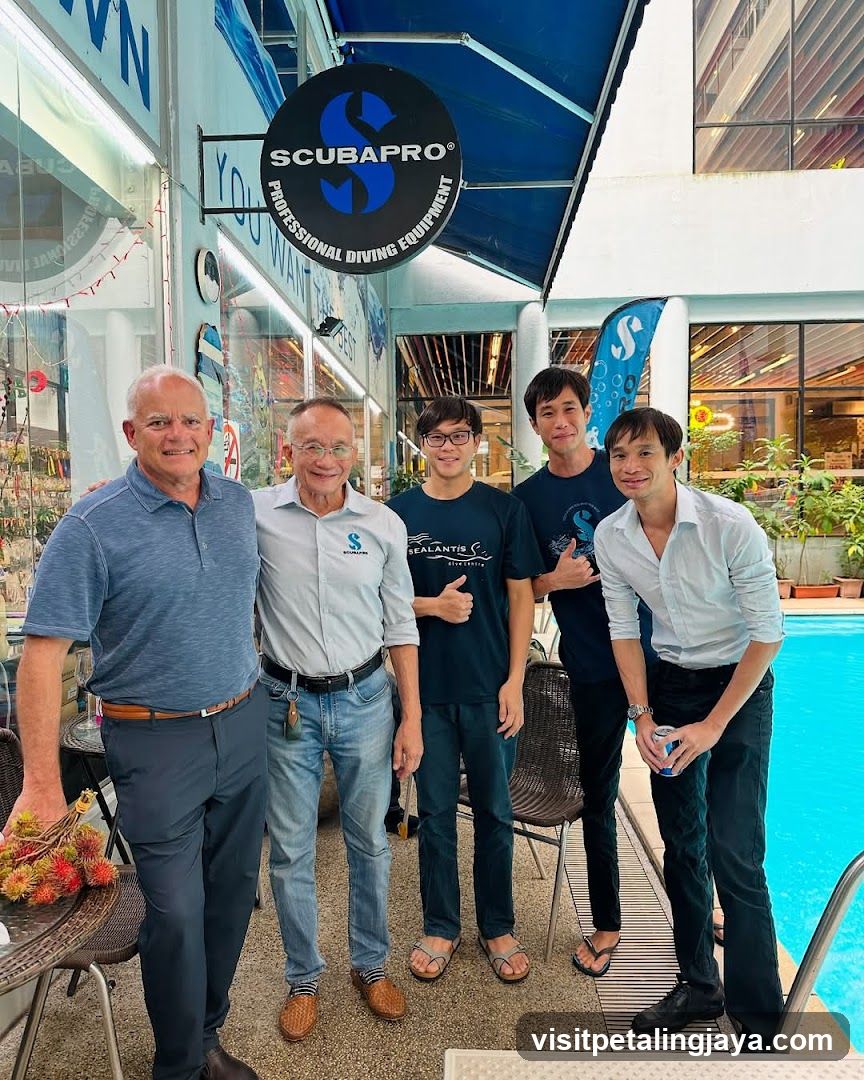 Scubapro Storefront with Group Photo