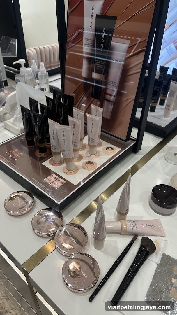 Laura Mercier Makeup Display