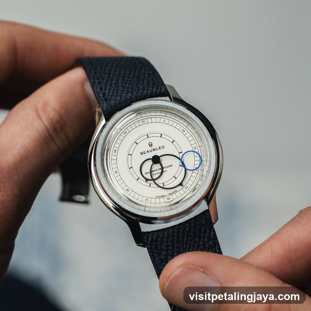 Beauleu Watch Close-up