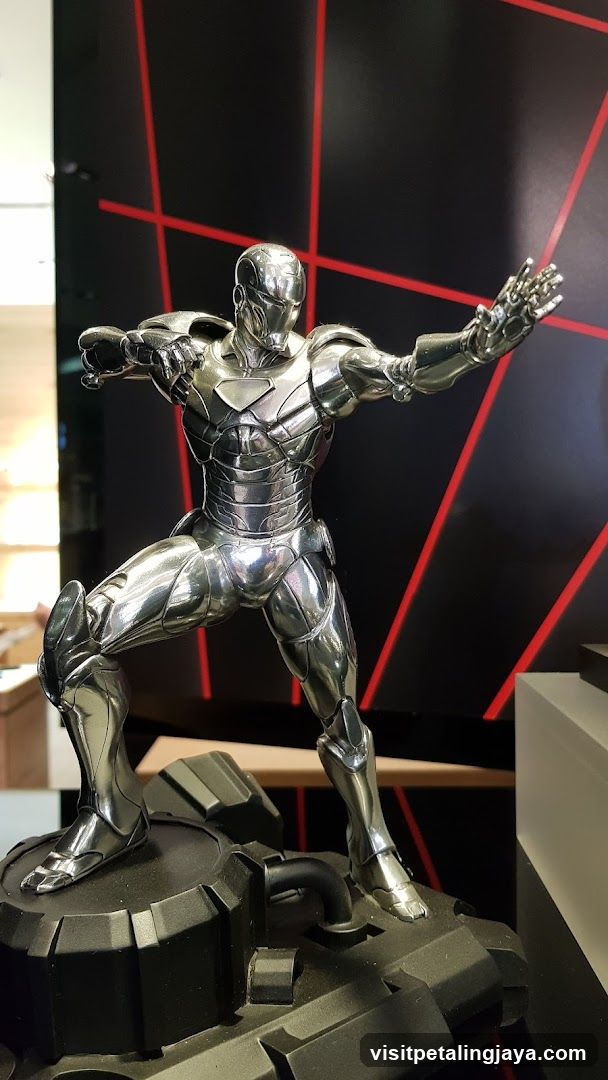 Royal Selangor, 1 Utama