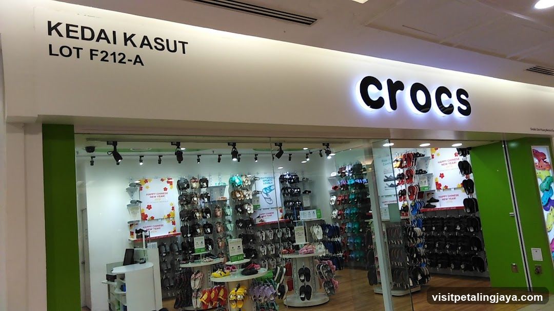 Crocs Store Front