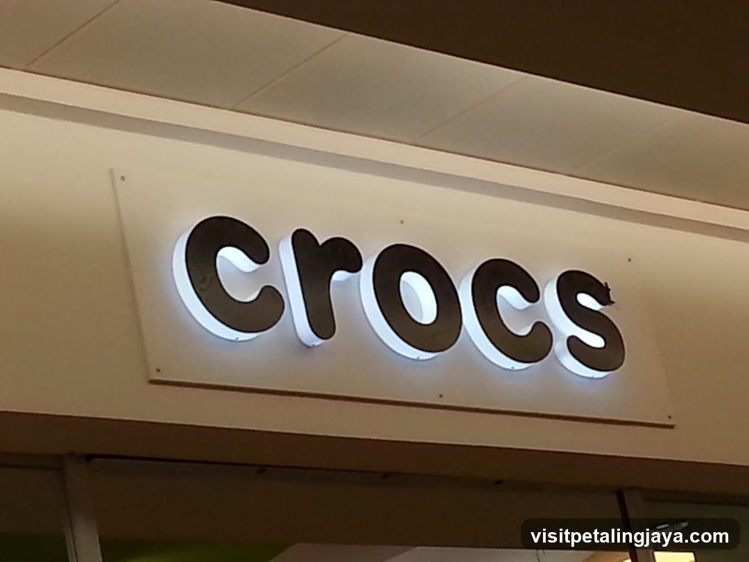 Crocs Storefront Signage