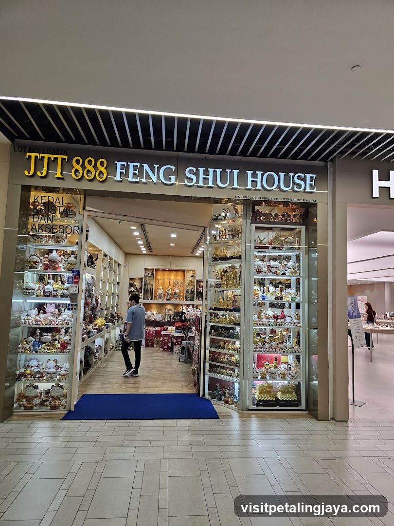 JJT888 Fengshui House