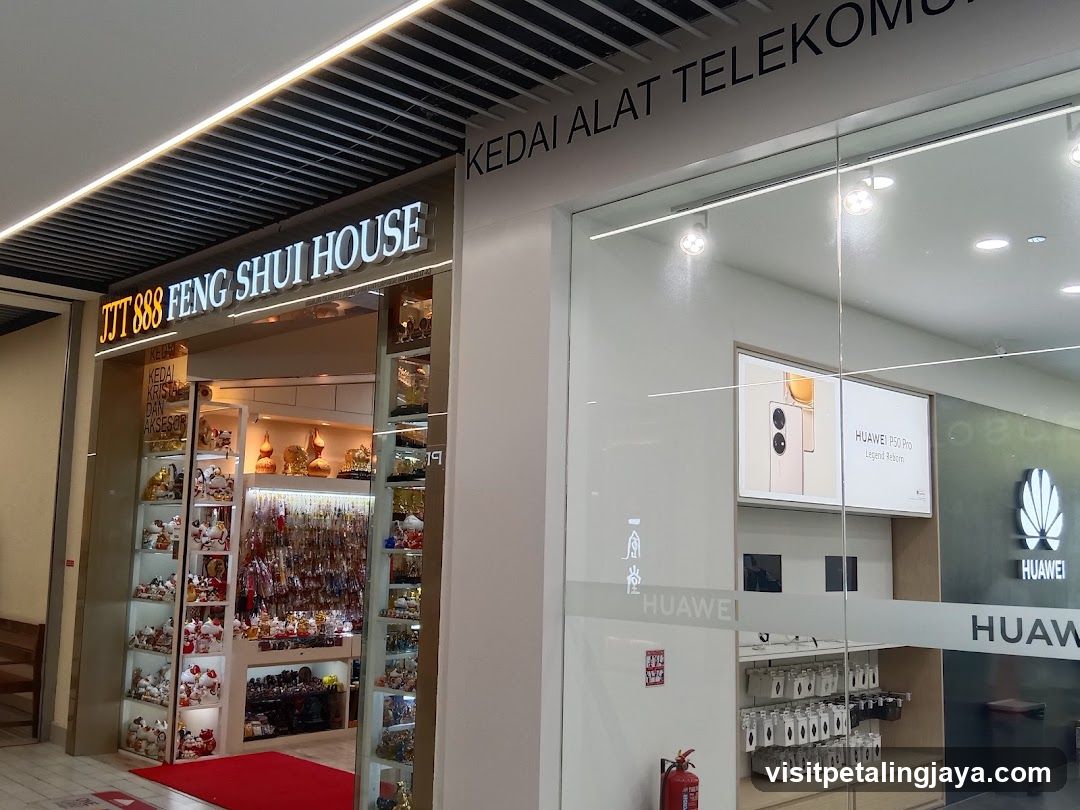 JJT888 Fengshui House
