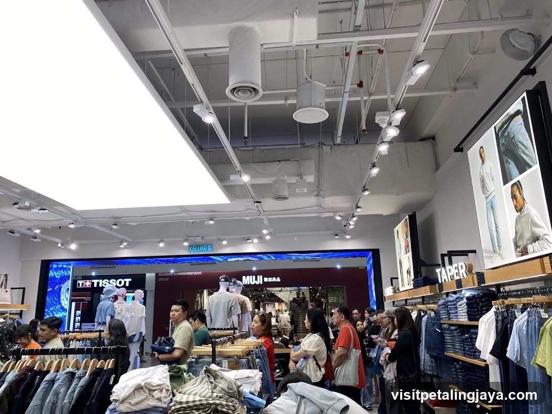 Fashion Store Interior