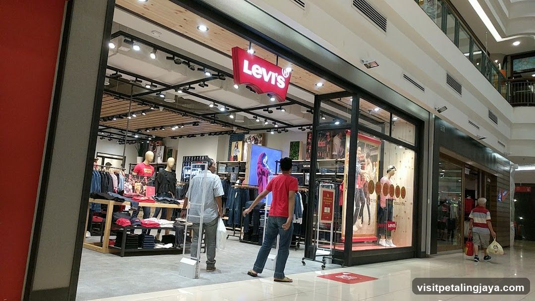 Levi's G105, Centre Court, 1 Utama Shopping Centre,