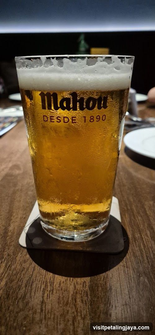Mahou Beer Glass
