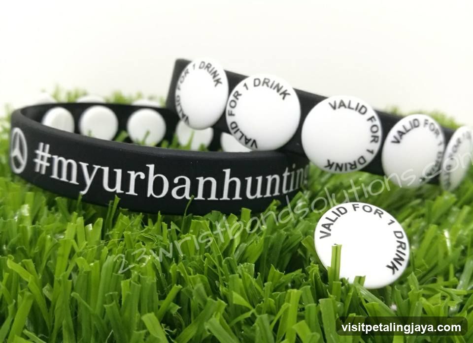 #myurbanhuntin wristband with drink tokens