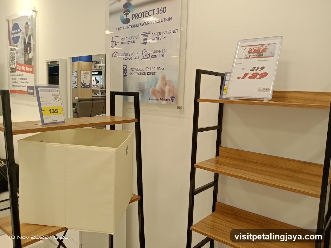 Store Interior Display