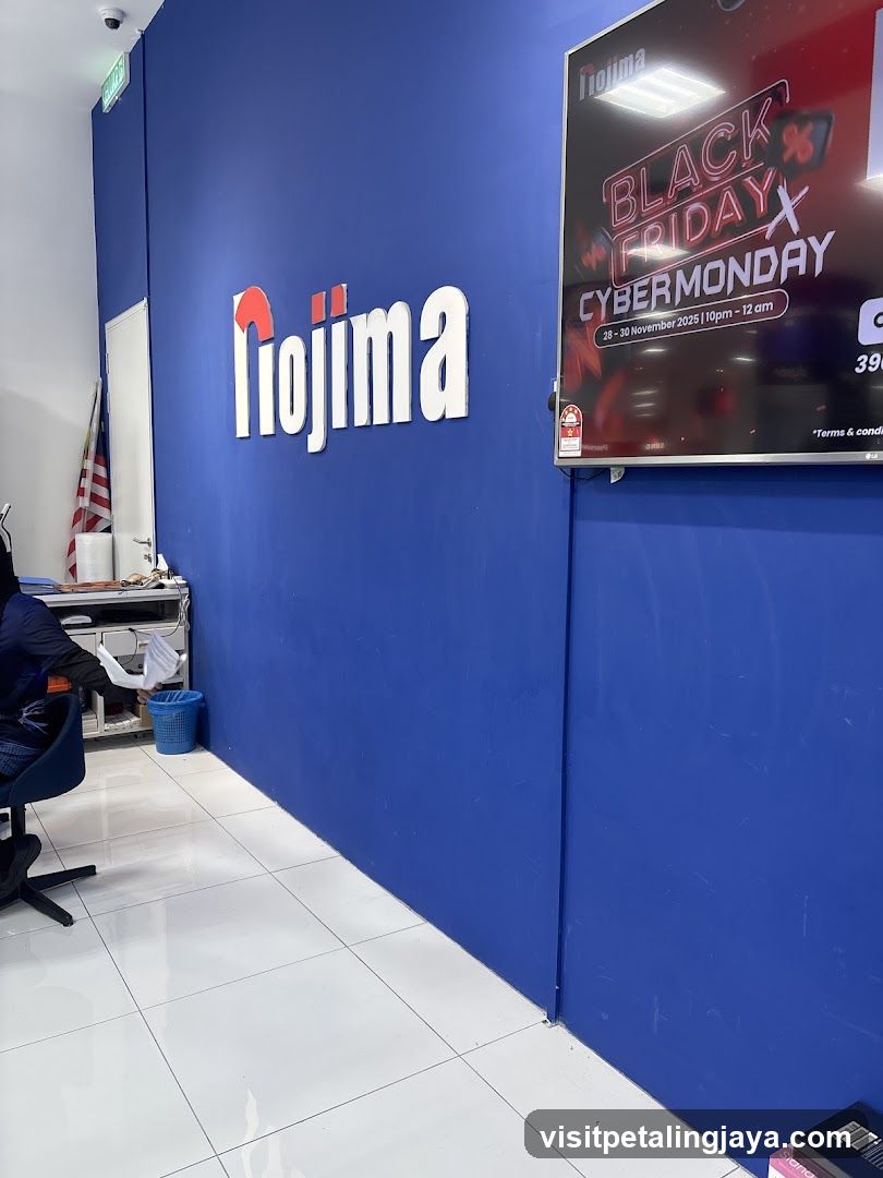 Nojima Store Interior