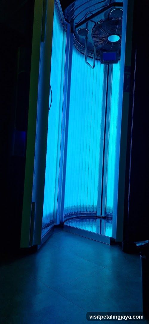 UV Lamp Booth Interior