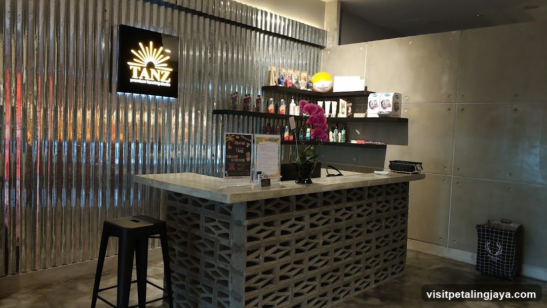 Tanz Bar Interior