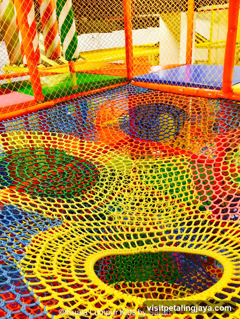 Colorful Play Area Netting