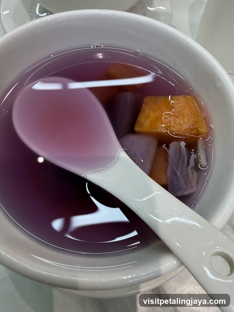 Lol Soon Kee Desserts 囉信記糖水甜品