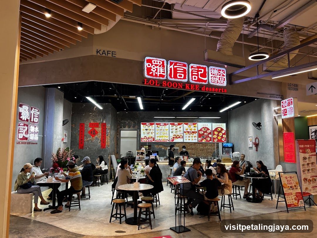 Loi Soon Kee Desserts Interior