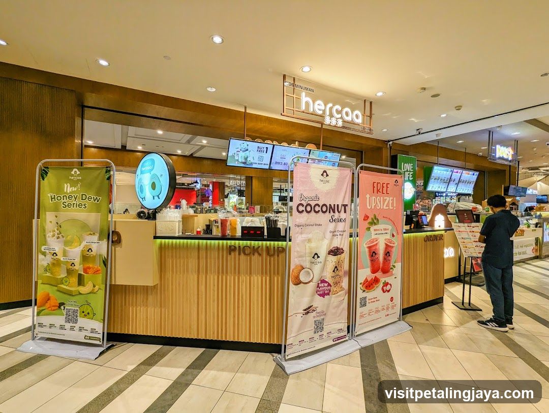 hercaa Store Interior