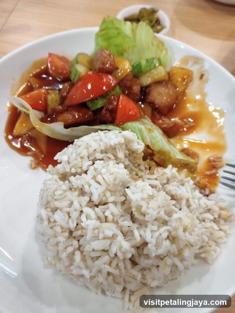 Stir-fry with rice plate