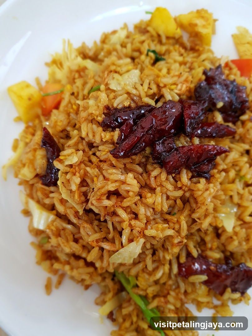 Fried Rice with Dried Chilies and Vegetables