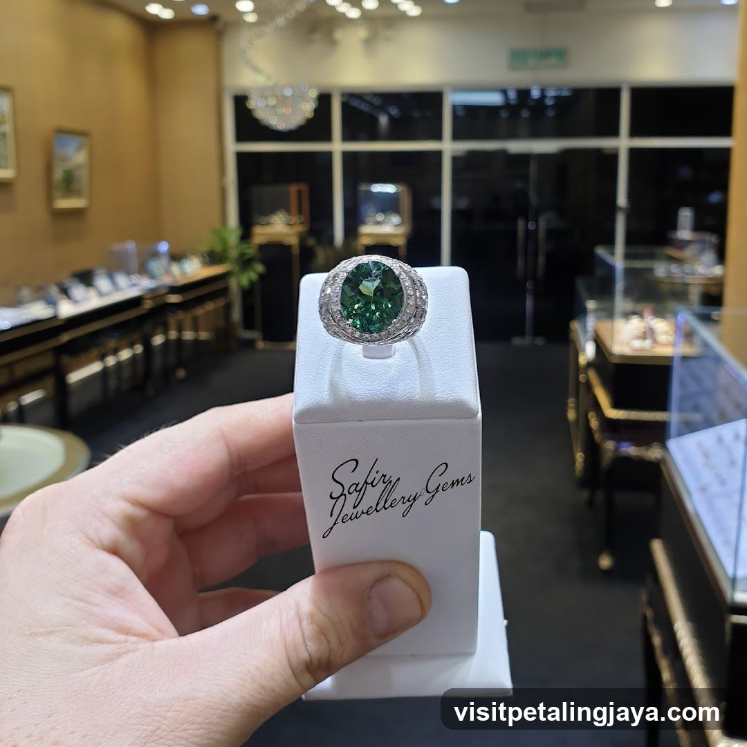 Jewelry Ring Display in Store