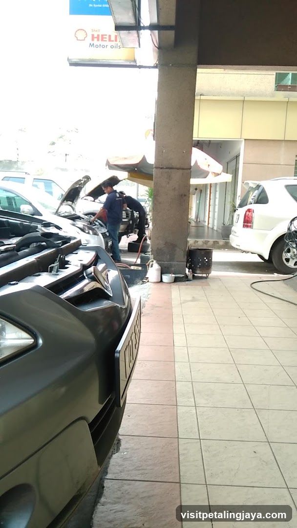 Car Repair Scene at Service Station
