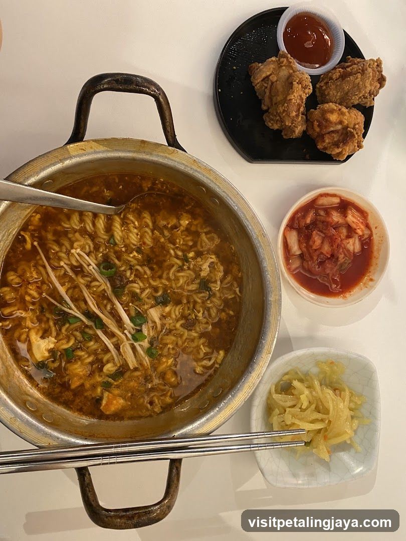 Korean-style Ramen and Fried Chicken Meal