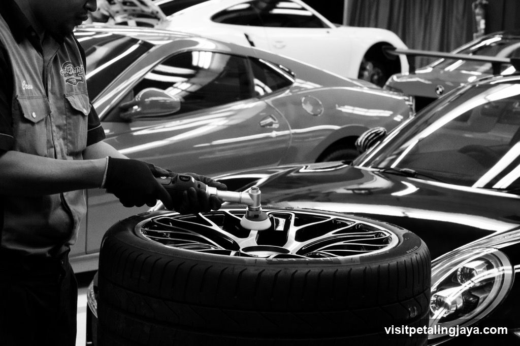 Car Maintenance Workshop Interior