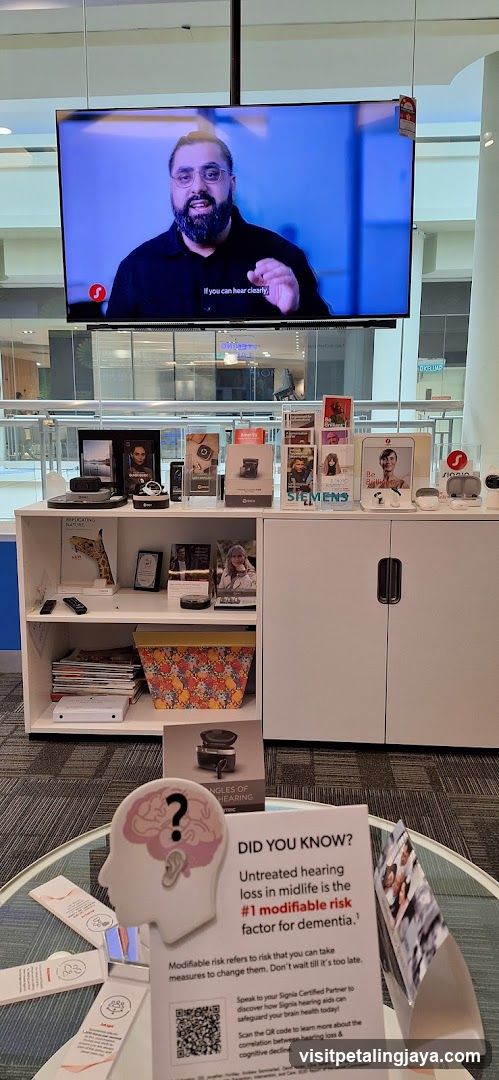 Hearing Aid Display Booth