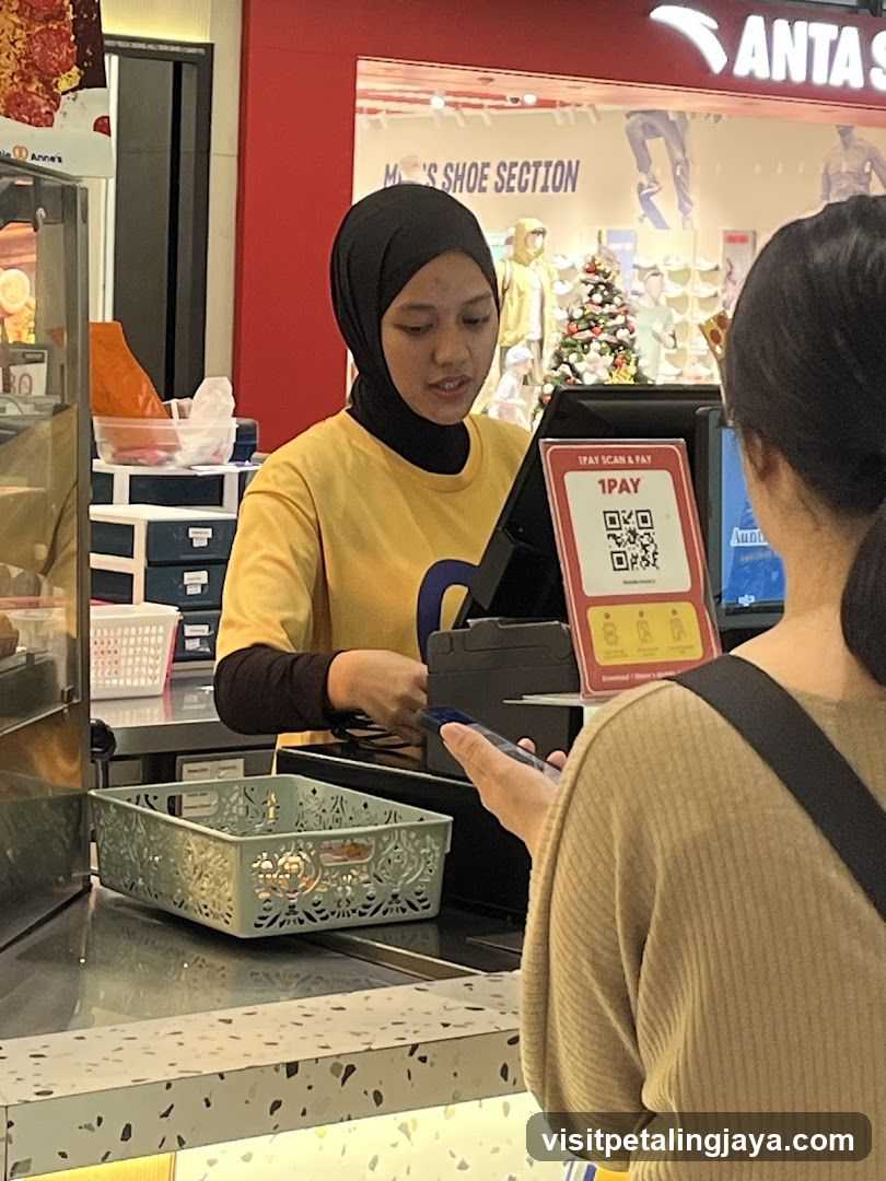 Checkout Scene in Mall Food Court