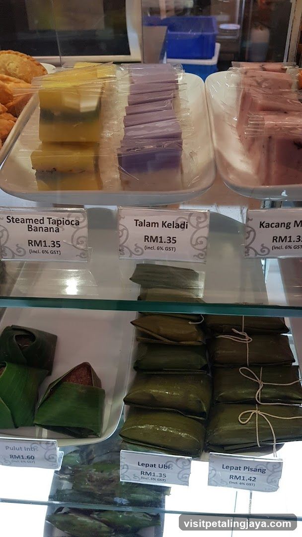 Dessert Display Case