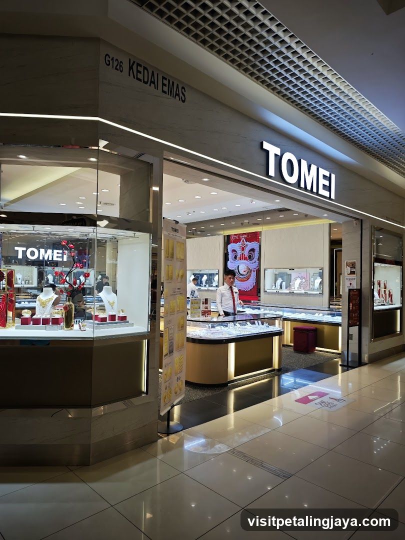 Tomei Jewelry Store Entrance