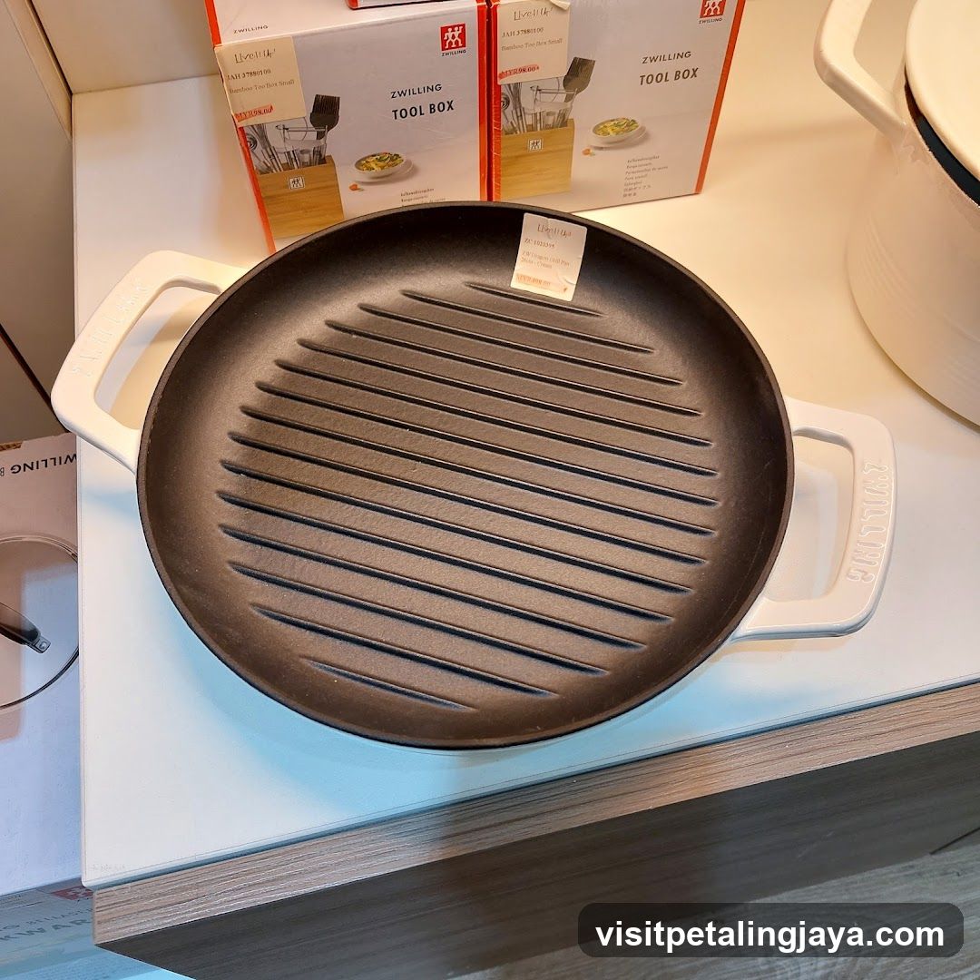 Zwilling Grill Pan Display