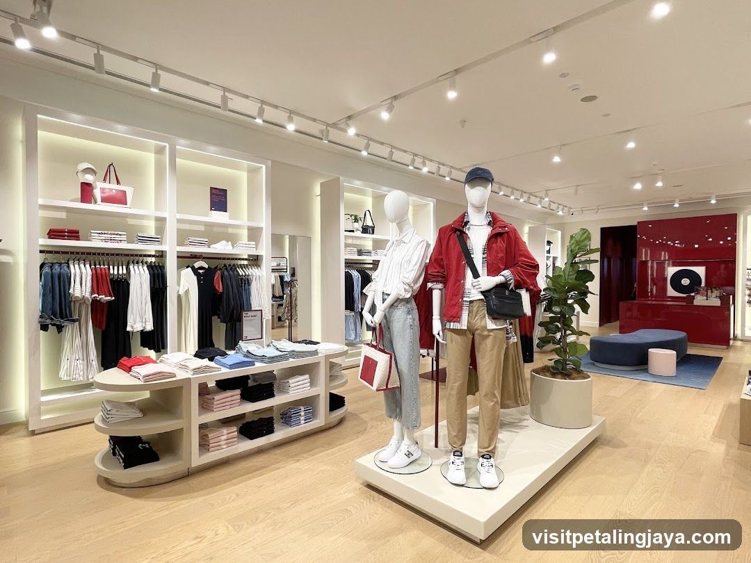 Fashion Store Interior Display
