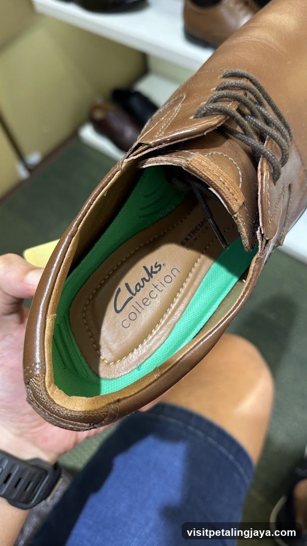 Clarks Collection Shoe Interior